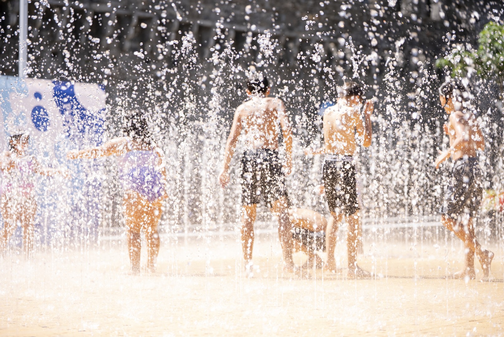 Un’estate di giochi e sorrisi: la fontana in Piazza del Sole conquista tutti